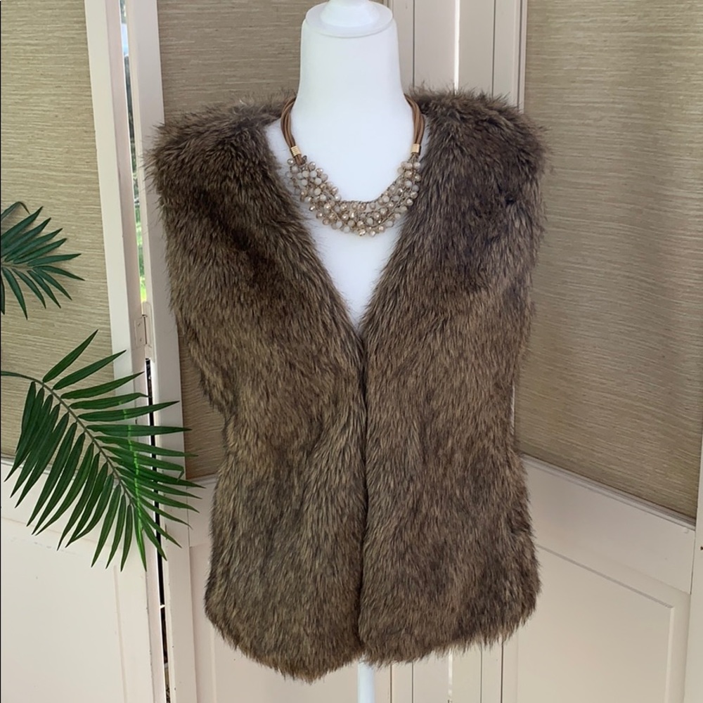 Old Navy Faux Fur Vest in Rich Brown